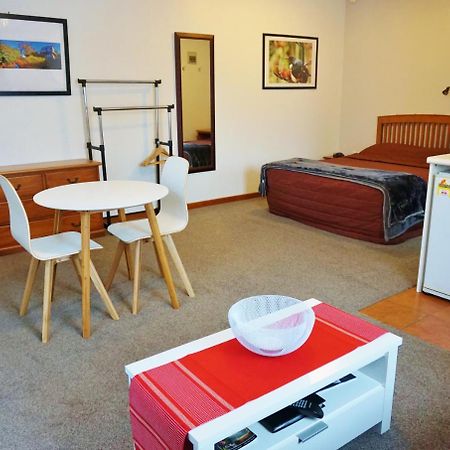The Esplanade Motel & Conference Centre Palmerston North Bagian luar foto
