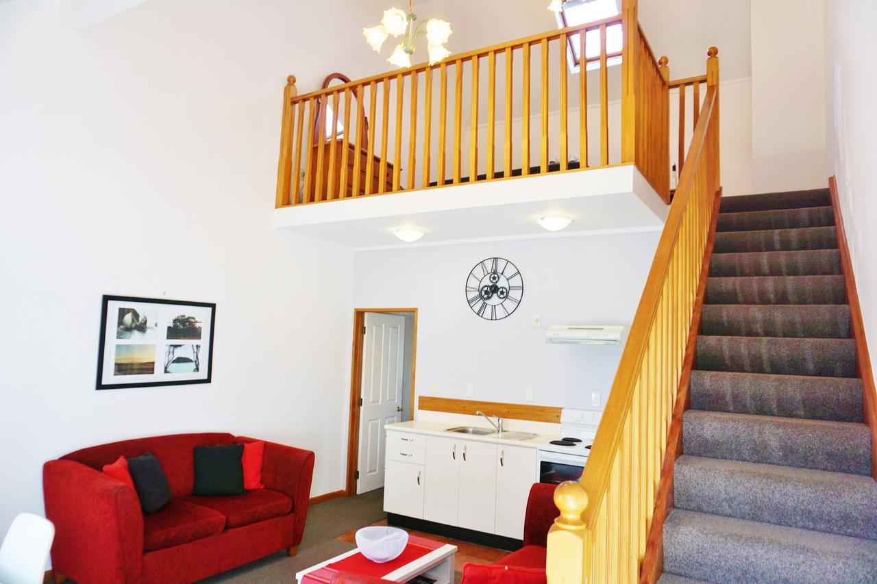 The Esplanade Motel & Conference Centre Palmerston North Bagian luar foto