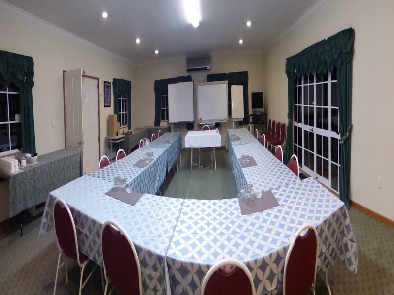 The Esplanade Motel & Conference Centre Palmerston North Bagian luar foto